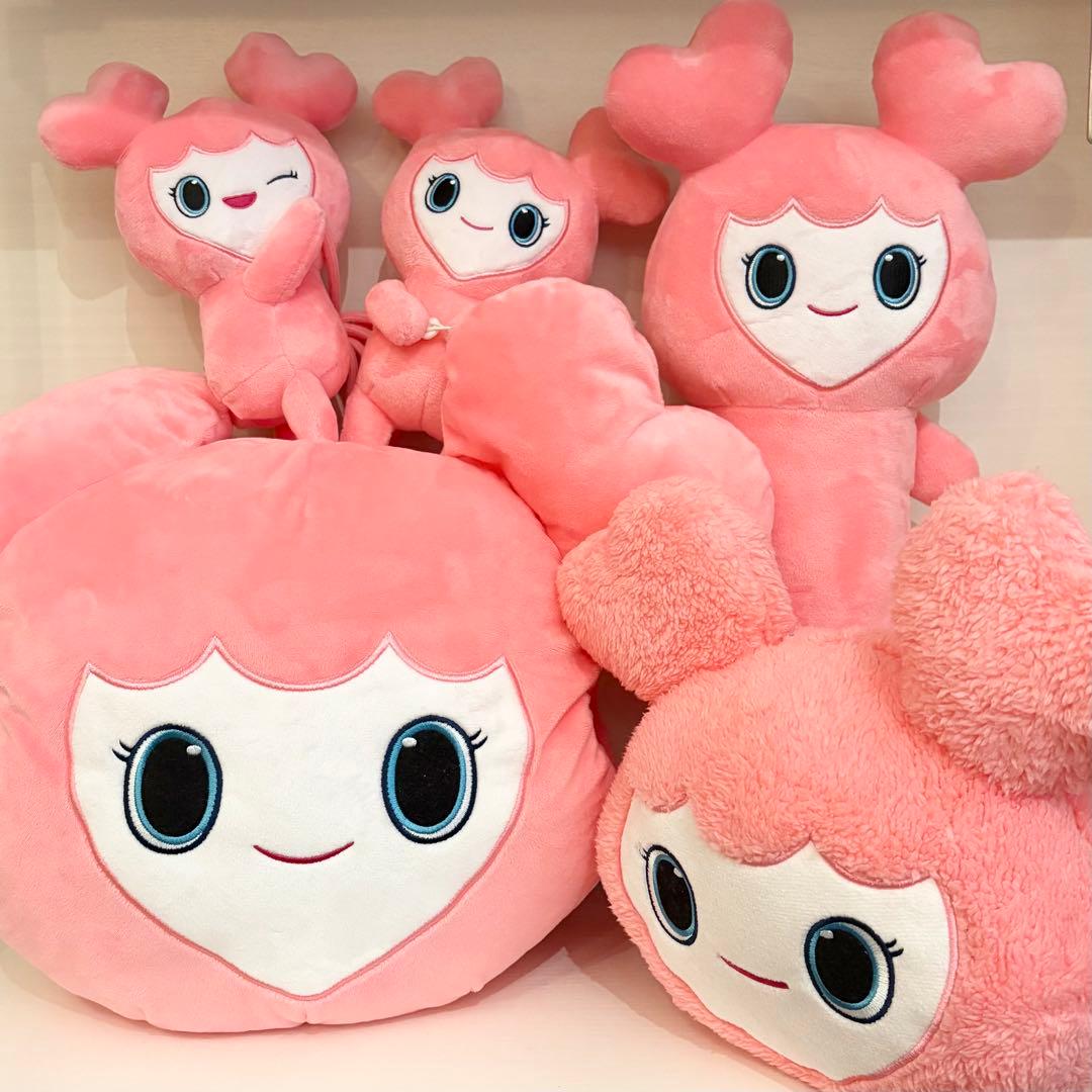 ✳︎TWICE LOVELYS モブリー モモ GiGO