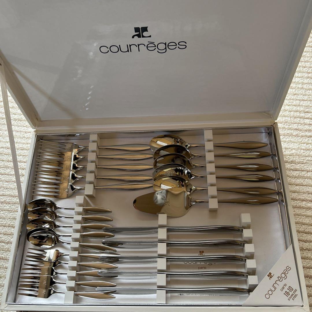 courreges parisカトラリーセット