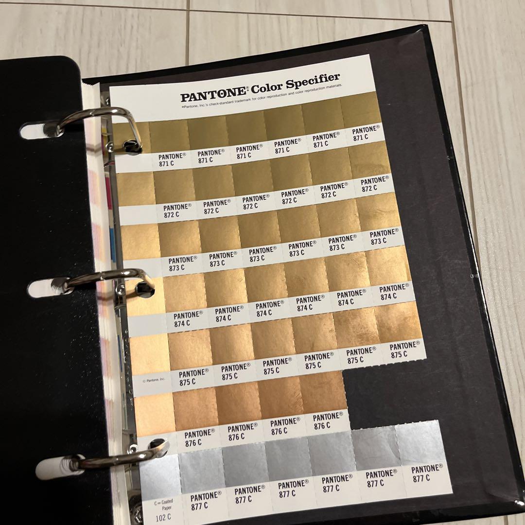 和洋裁材料 pantone coated chips