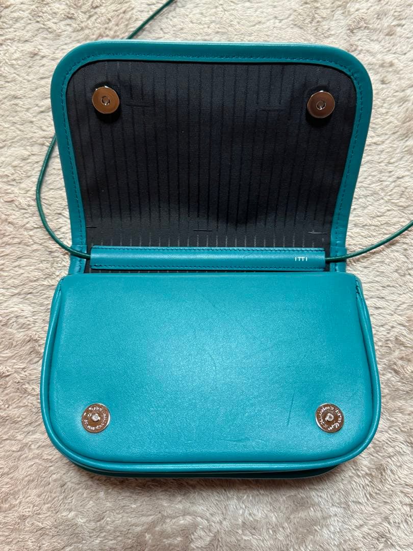 ITTI MICHELLE ERRAND POUCH WIDE ショルダーバッグ ITTI MICHELLE ERRAND POUCH WIDE ショルダーバッグ