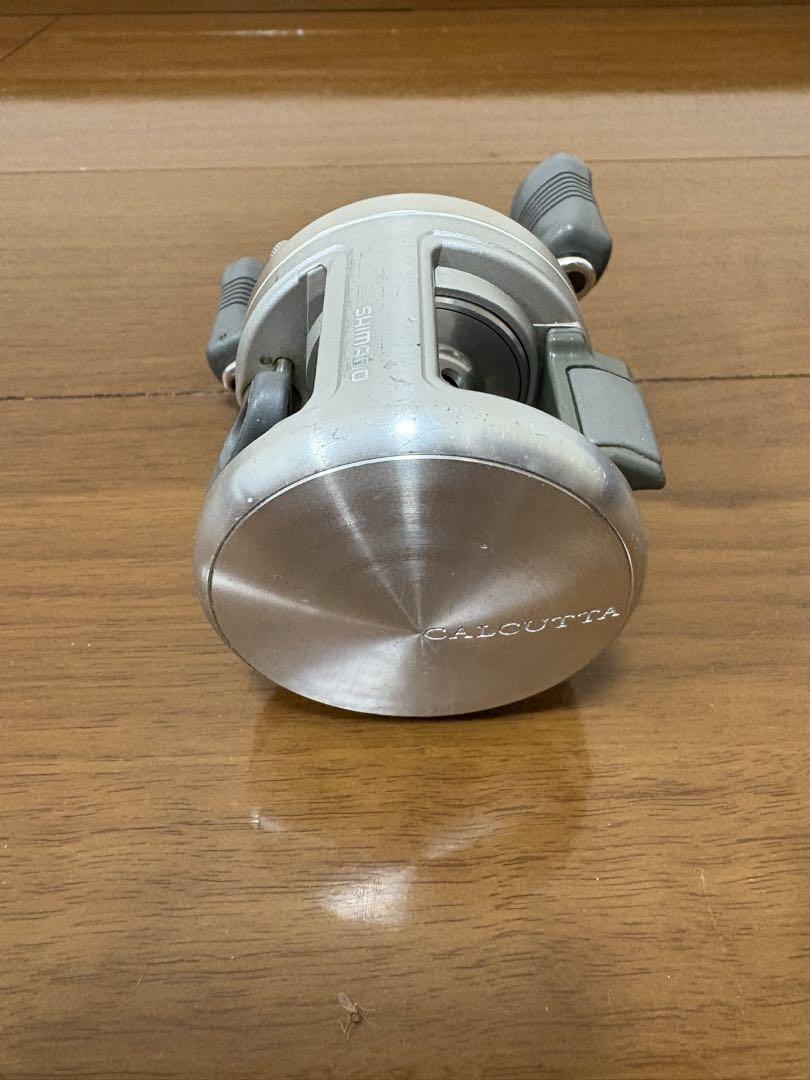 SHIMANO カルカッタ100シルバー
