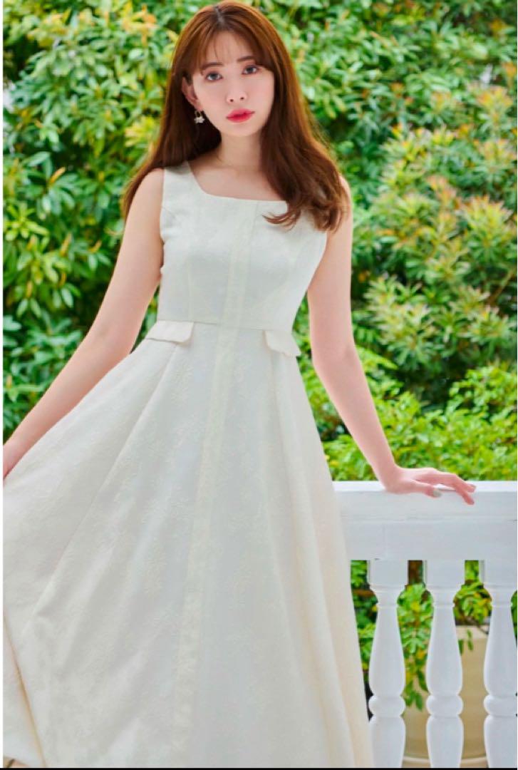 Herlipto Classic Floral Jacquard Dress