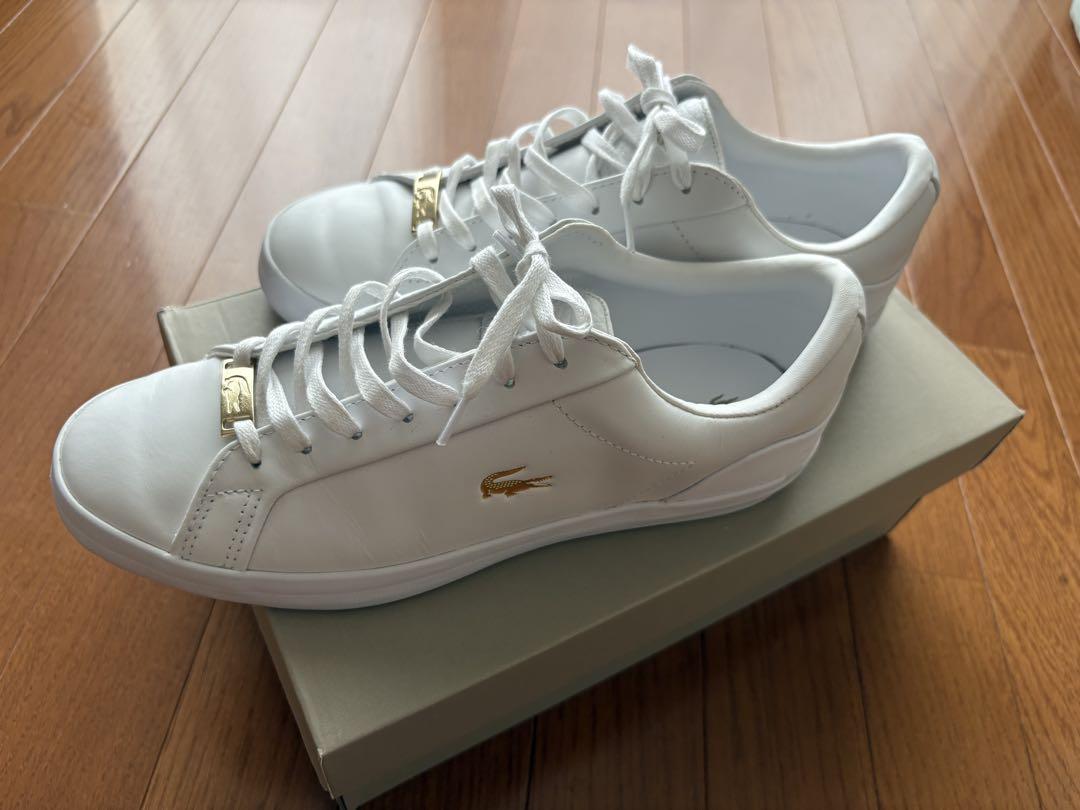 LACOSTE ホワイトレザー スニーカー