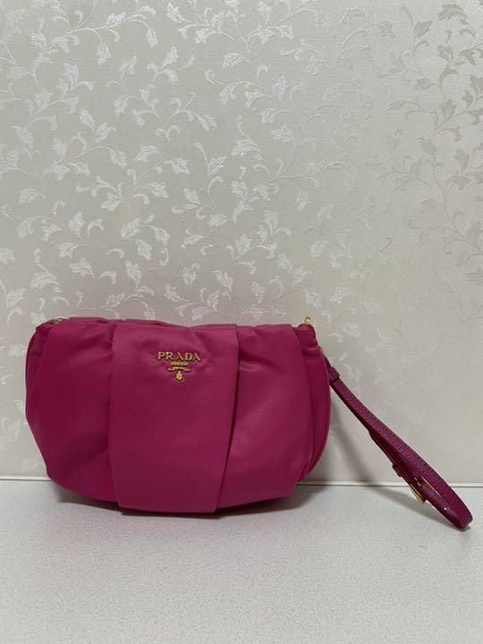 豪華 【美品】プラダ / ポーチ PRADA クラッチバッグ - その他 - alrc.asia