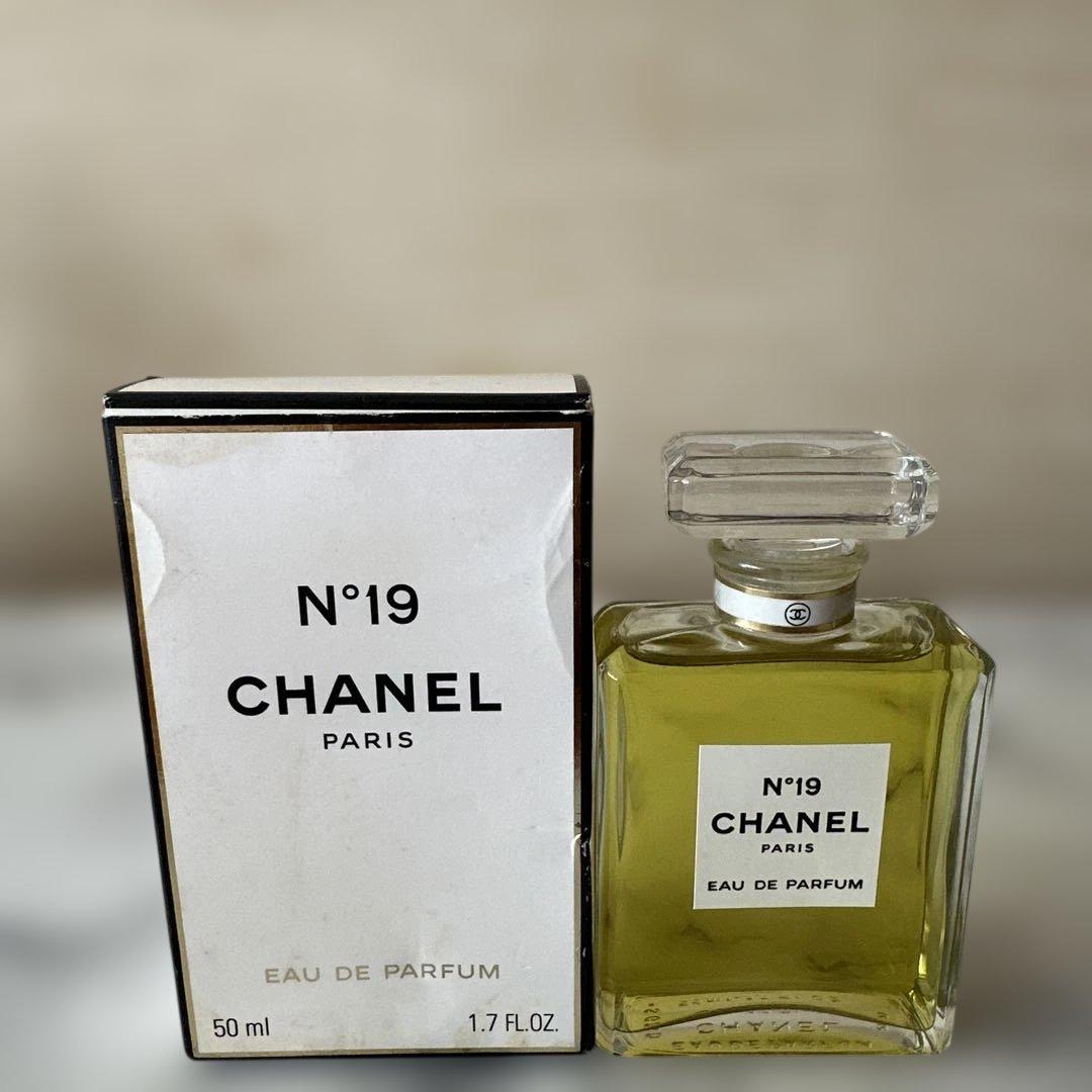 新品シャネル N°19 パルファム 50ml - メルカリ