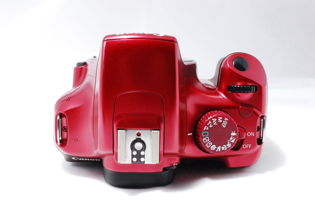 キャノン Kiss X50❤️一眼レフカメラ❤️希少なレッドカラー