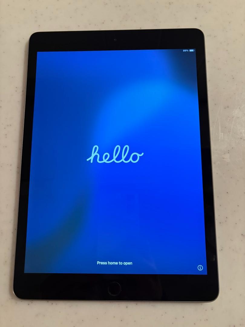 Apple iPad7 第7世代 Wi-Fi 32GB スペースグレイ