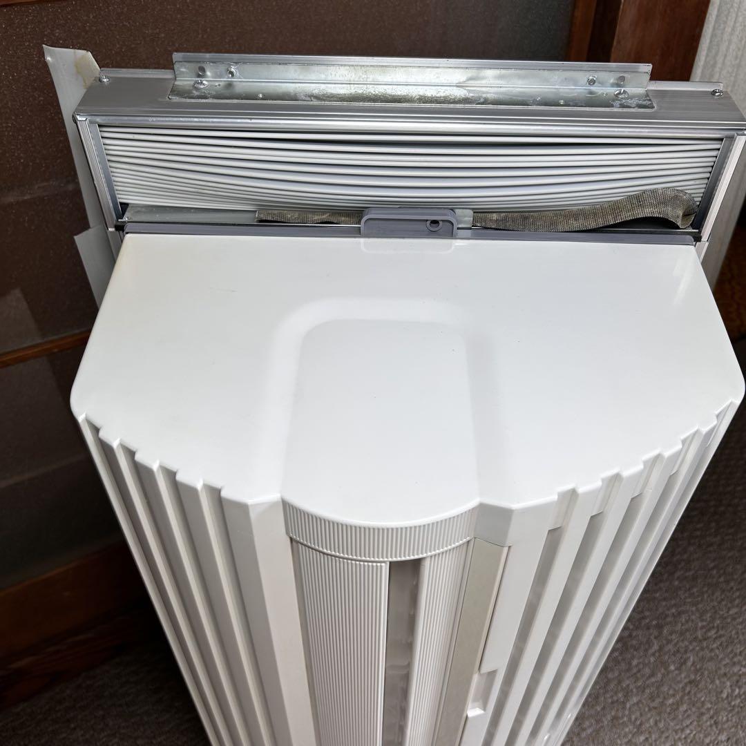 動作確認済！トヨトミ 窓用ルームエアコン 冷房専用リモコン・枠有 動作確認済！トヨトミ 窓用ルームエアコン 冷房専用リモコン・枠有