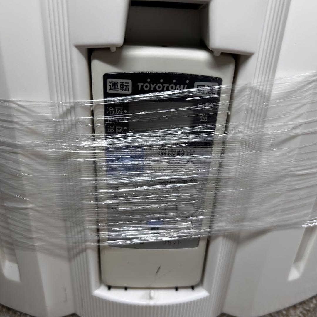 動作確認済！トヨトミ 窓用ルームエアコン 冷房専用リモコン・枠有 動作確認済！トヨトミ 窓用ルームエアコン 冷房専用リモコン・枠有