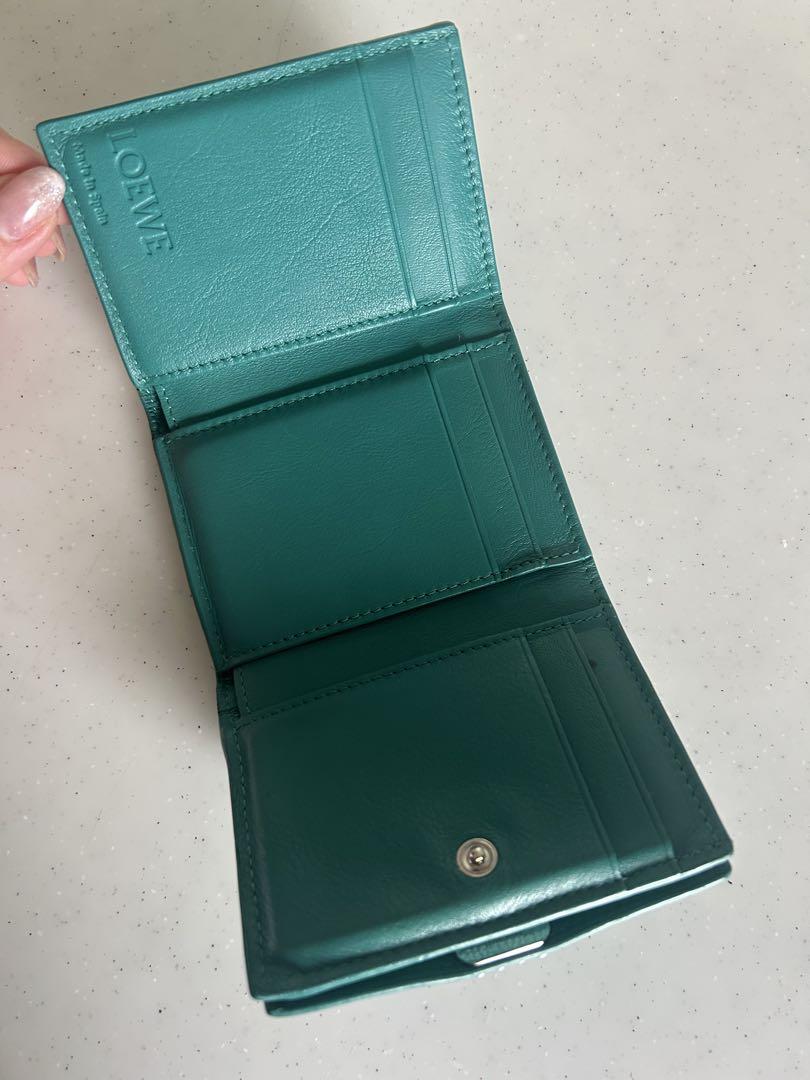 LOEWE 現行品　トライフォールドウォレット 三つ折り財布 極美品】近年モデル完売品 ロエベ 三つ折り財布 トライ