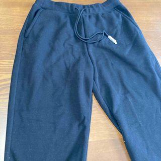 カジュアル 黒パンツ ドローストリング付き