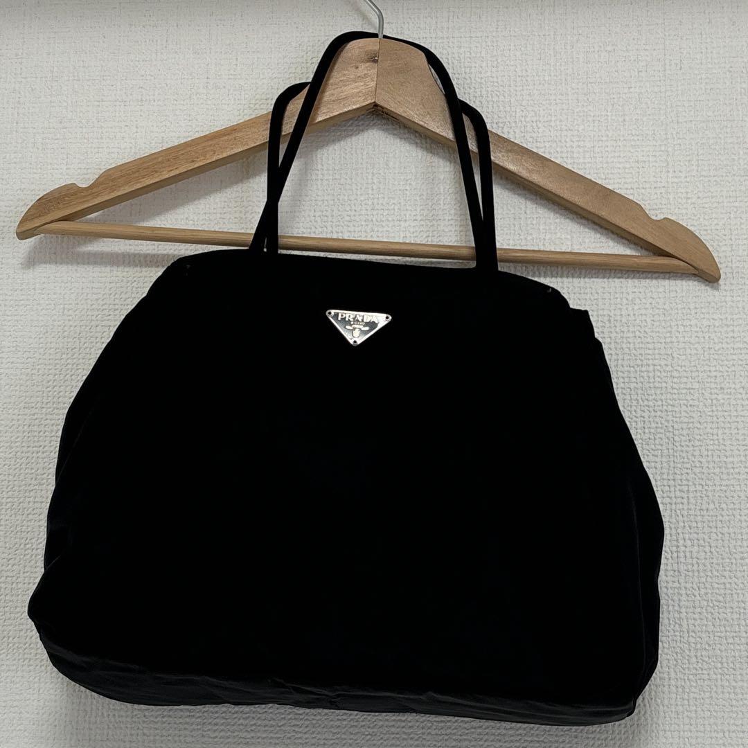 PRADA 黒 ナイロン ハンドバッグ PRADA 黒 ナイロン ハンドバッグ