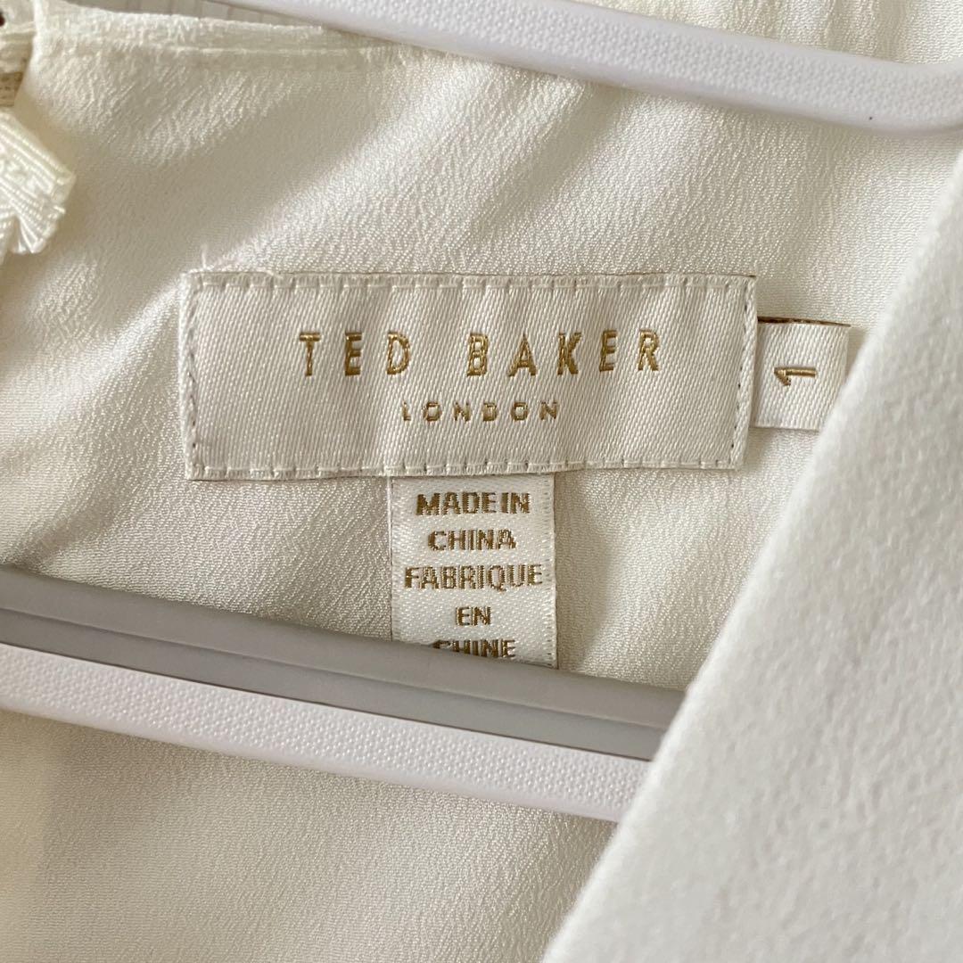 TED BAKER LONDON ノースリーブ ホワイト トップス XSサイズ