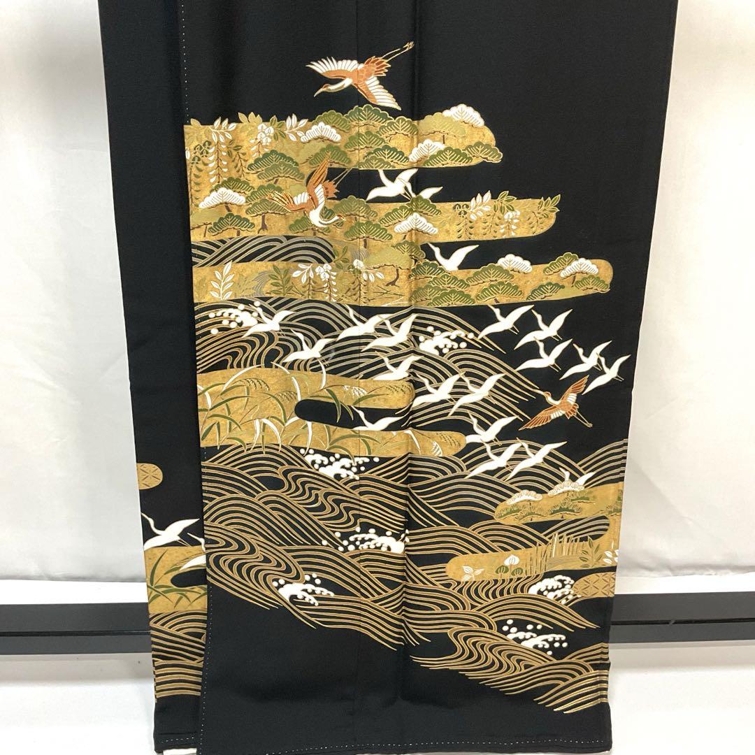D189訪問着　絞り　金駒刺繍　一つ紋　比翼付き　菊　黒　正絹　着物　袷　極美品 C243正絹 黒留袖 比翼付 五つ紋 作家物落款 金駒刺繍 金銀箔