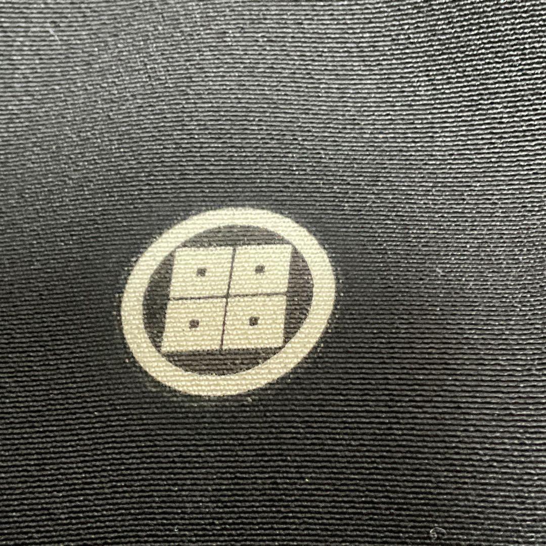 C259正絹 黒留袖 比翼付 五つ紋 金駒刺繍 金箔 着物 - メルカリ