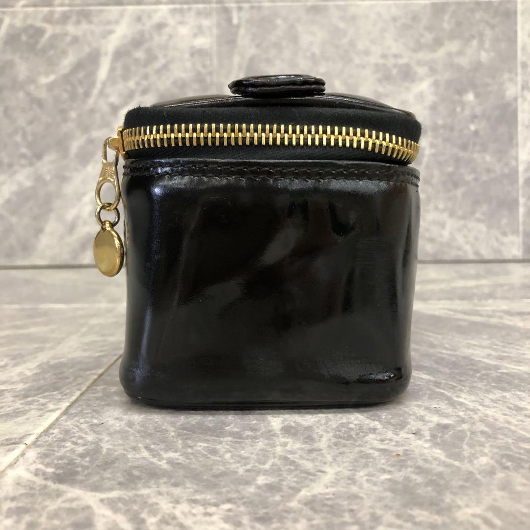 CHANEL パテント ミニバニティ バニティバッグ シャネル ブラック