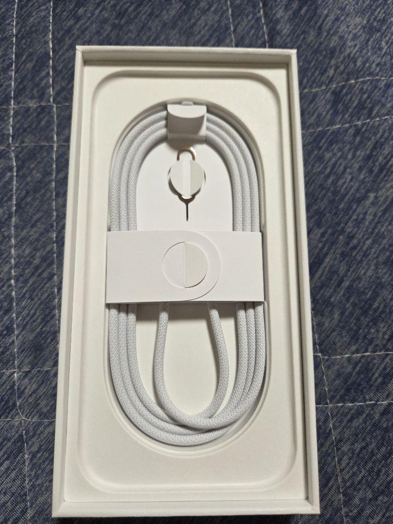 斎藤 川原　iPhone 16 pro 256GB 　ナチュラルチタニウム