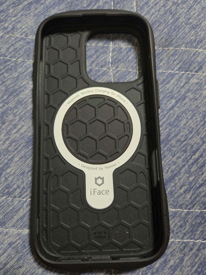 斎藤 川原　iPhone 16 pro 256GB 　ナチュラルチタニウム