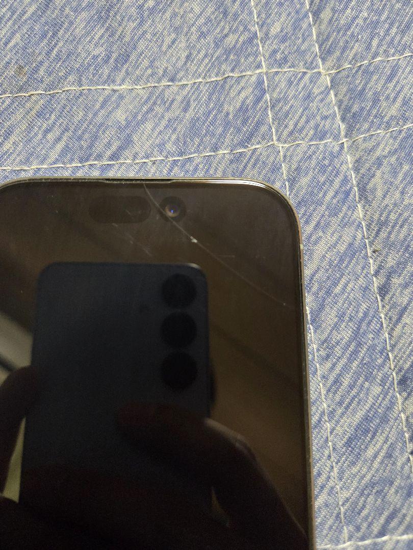 斎藤 川原　iPhone 16 pro 256GB 　ナチュラルチタニウム