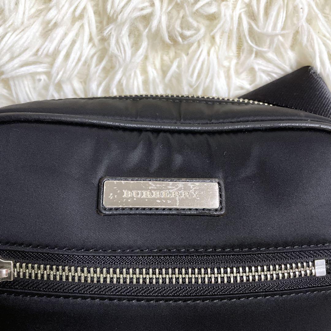 BURBERRY ノバチェック ショルダーバッグ プレートロゴ レザー ブラック BURBERRY ノバチェック ショルダーバッグ プレートロゴ レザー ブラック