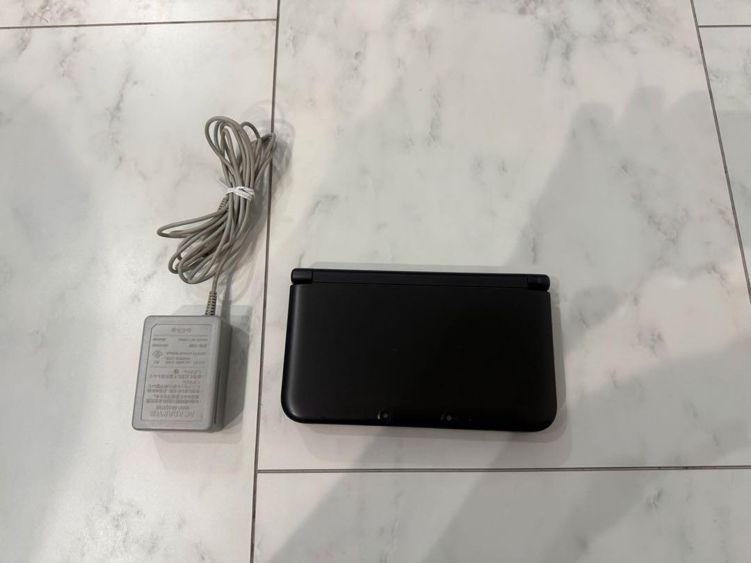 ニンテンドー3DS LL ブラック 充電器付き
