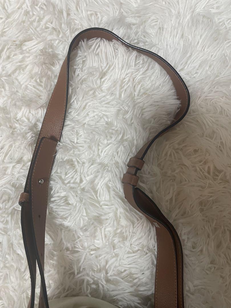 Loewe ロエベ　ハンモック　ミディアム