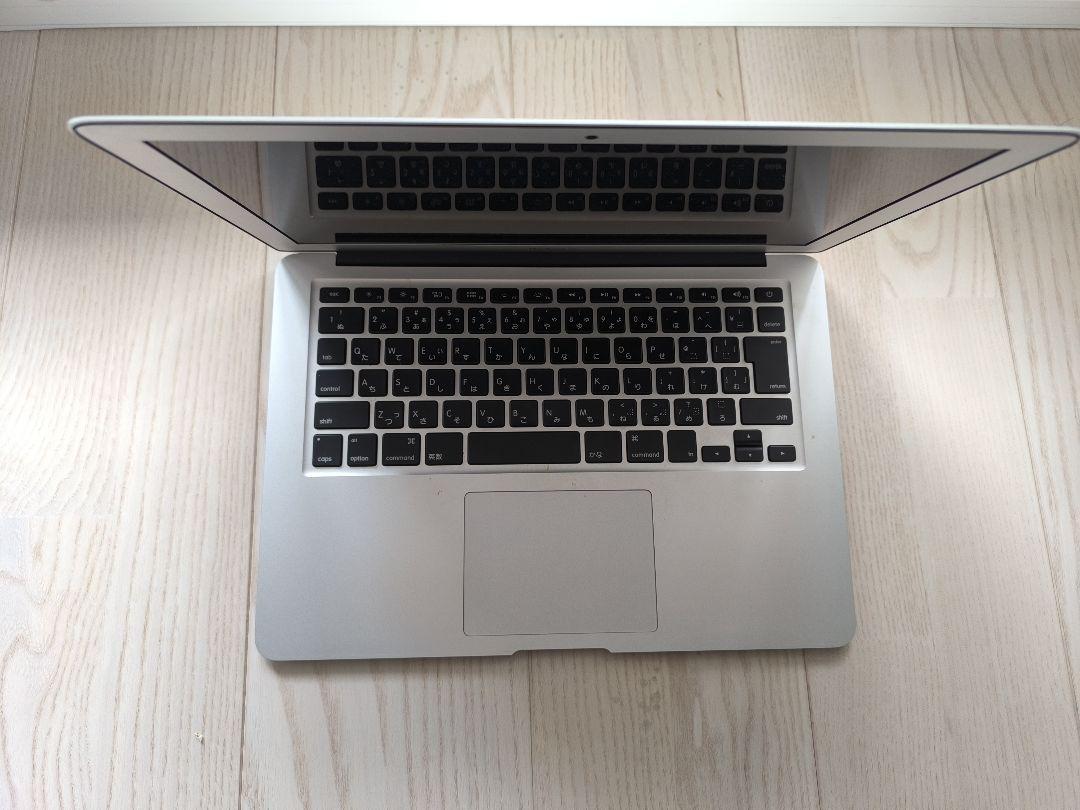 Macbook Air 2017 純正充電器、パソコンケース付き
