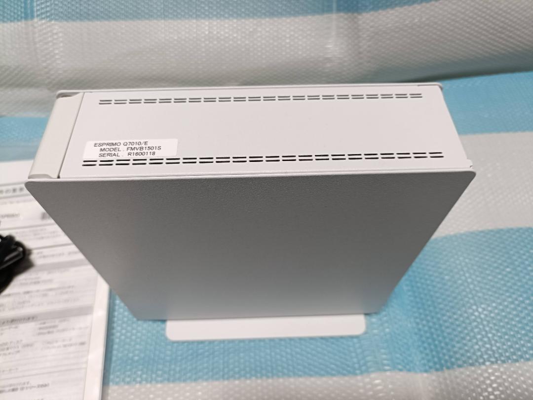 富士通 ESPRIMO Q7010/E Core i3 10100T 16GB