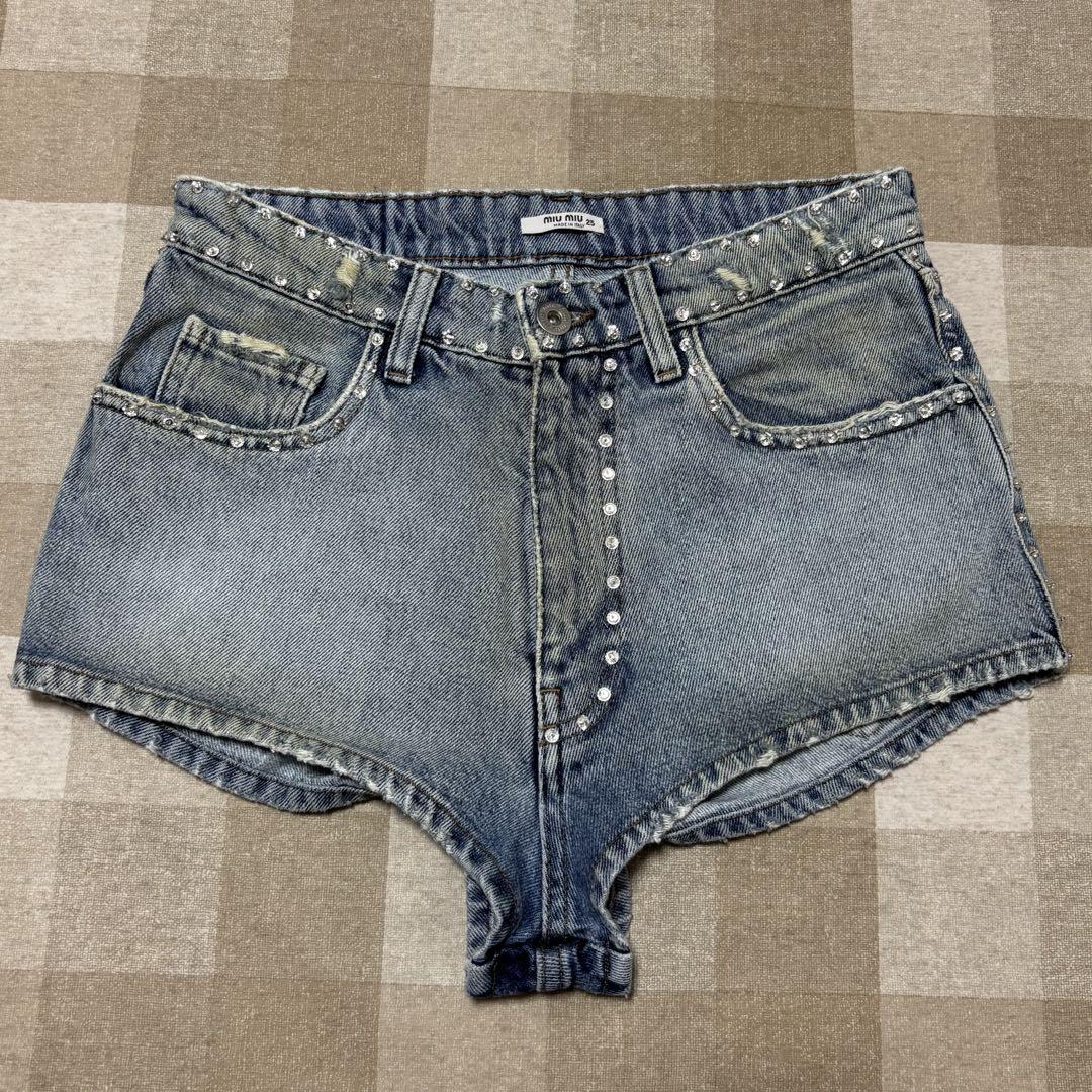 miumiu スパンコール デニム ショートパンツ ダメージ加工 サイズ25