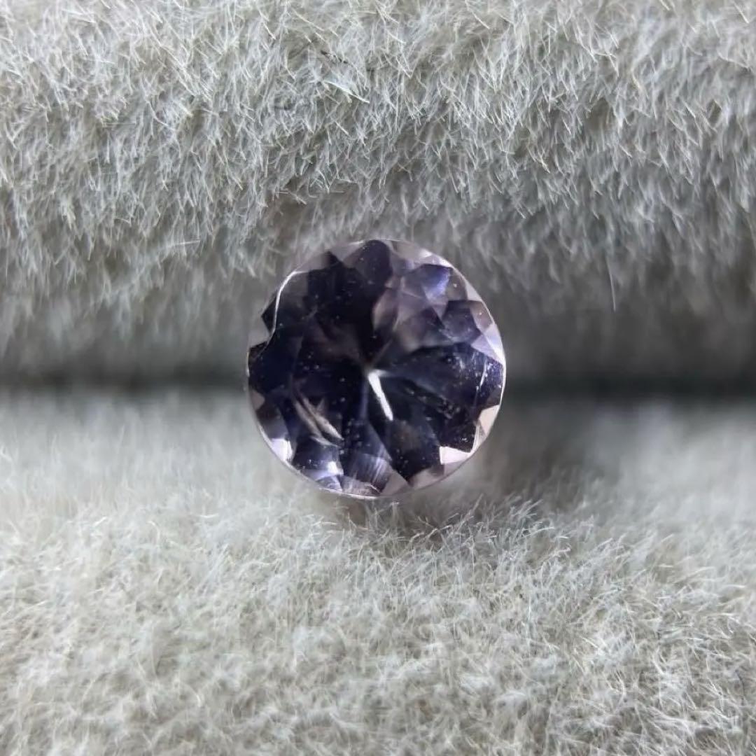 ピンクタンザナイト 0.31ct コスモローズカラー