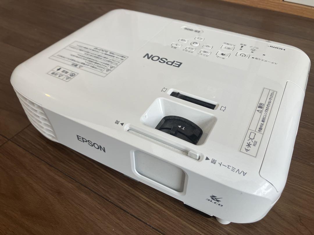 美品　EPSON EB-W06 プロジェクター本体+付属品