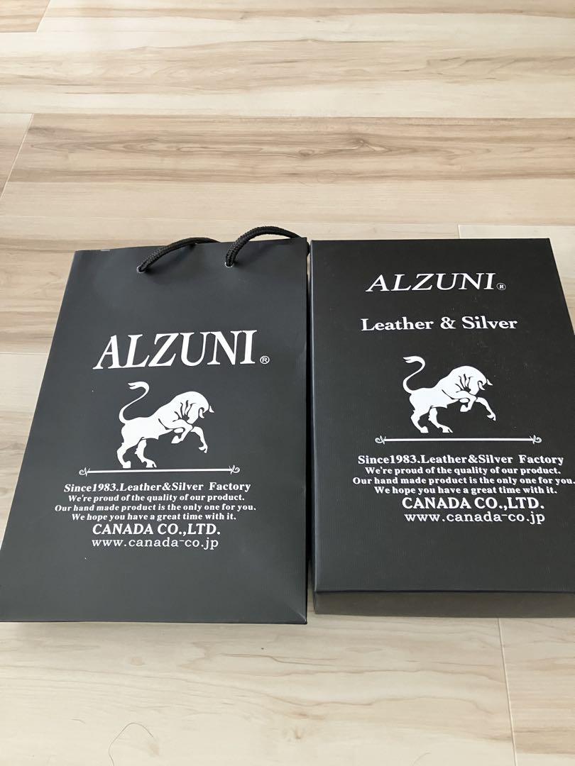 新品　未使用　アルズニ　ホワイト 長財布 本革