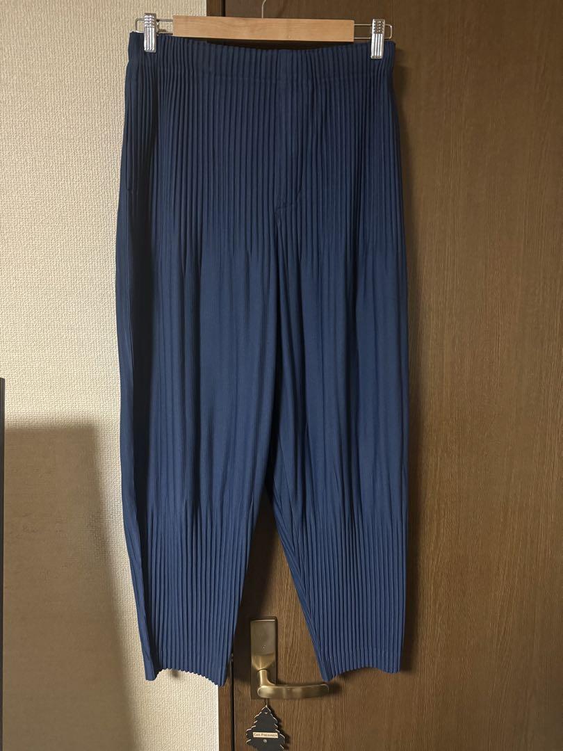 HOMME PLISSE ISSEY MIYAKE 消しプリーツパンツ　サイズ