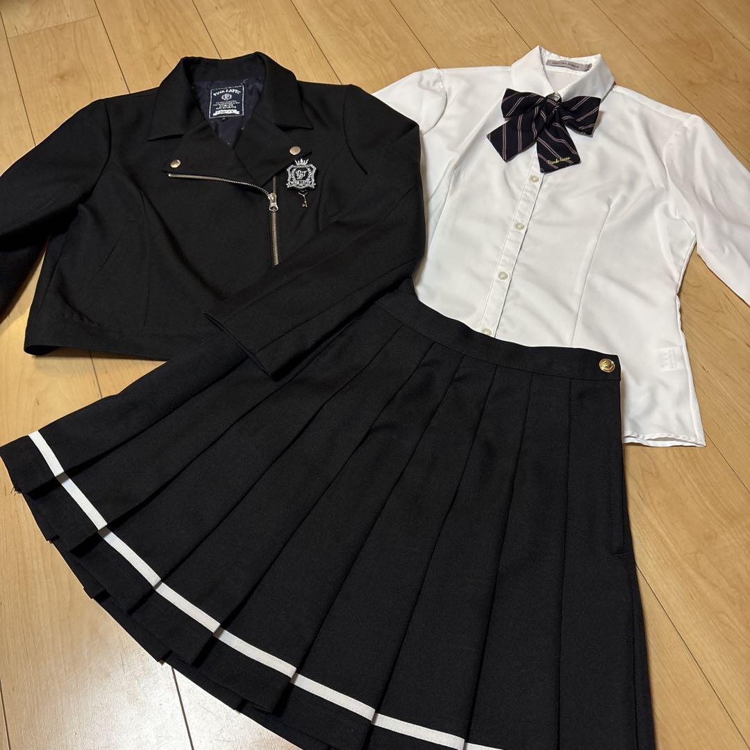 165㎝ ピンクラテ　ライダースジャケットスーツ　黒　卒服