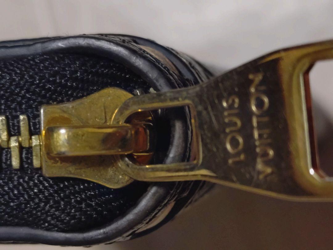 LOUIS VUITTON ブラック長財布