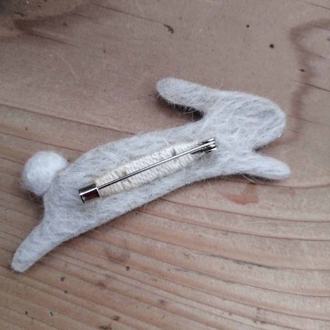 ミナペルホネン正規品　bunny　ウサギブローチ