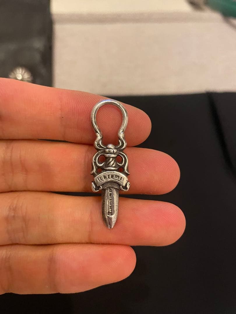 Chrome heartsダガーチャーム ネックレスペンダントトップ 正規品