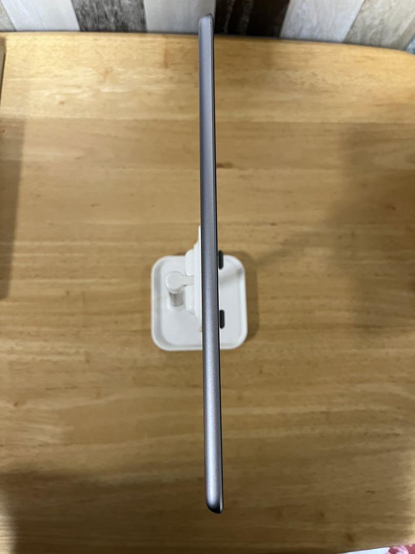 iPad 第6世代 SIMフリー