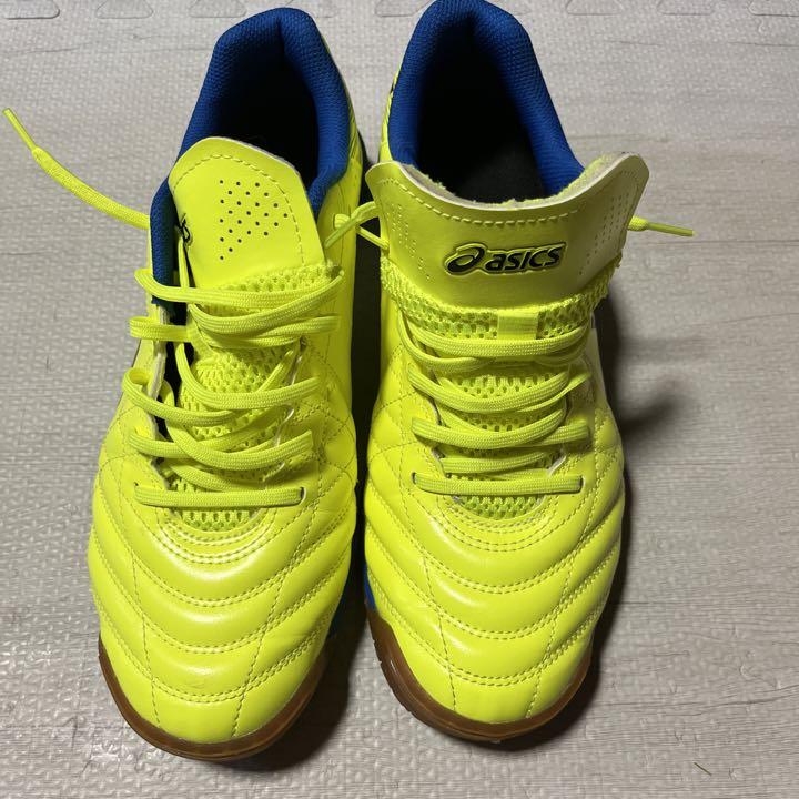 asics フットサルシューズ