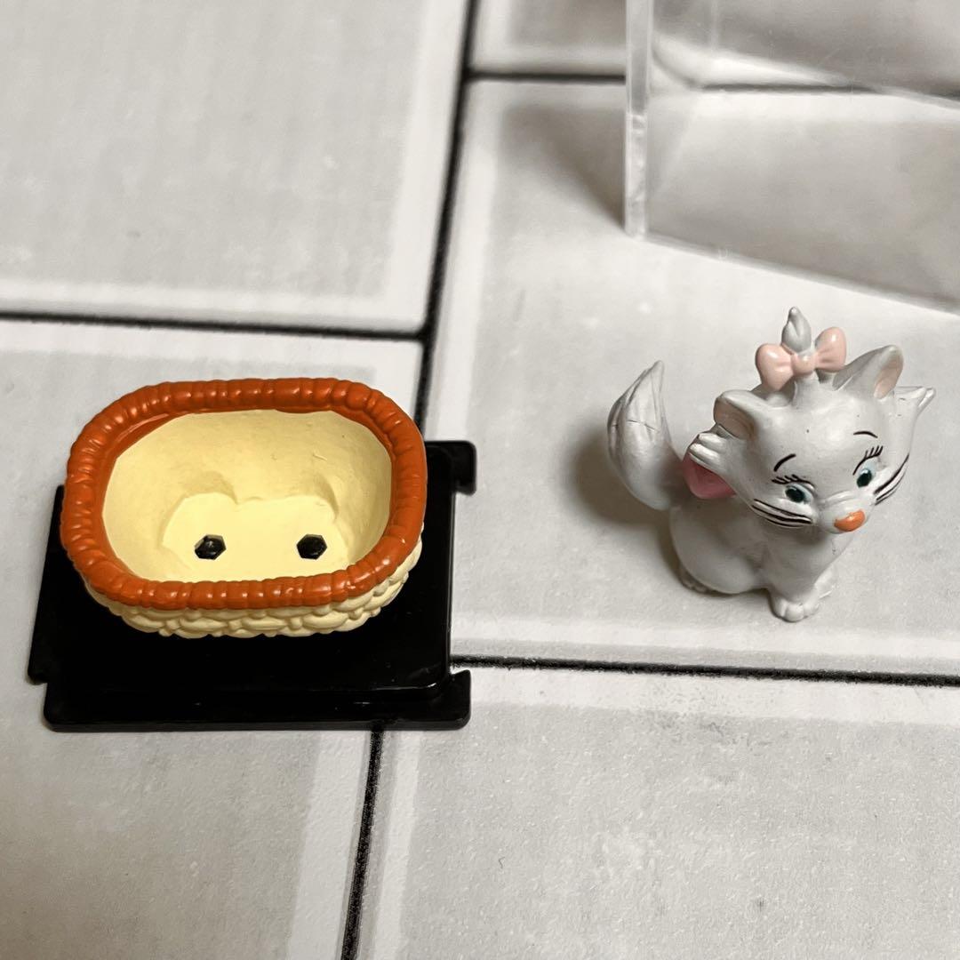 YUJINガチャ ディズニー フィギュア マリー おしゃれキャット