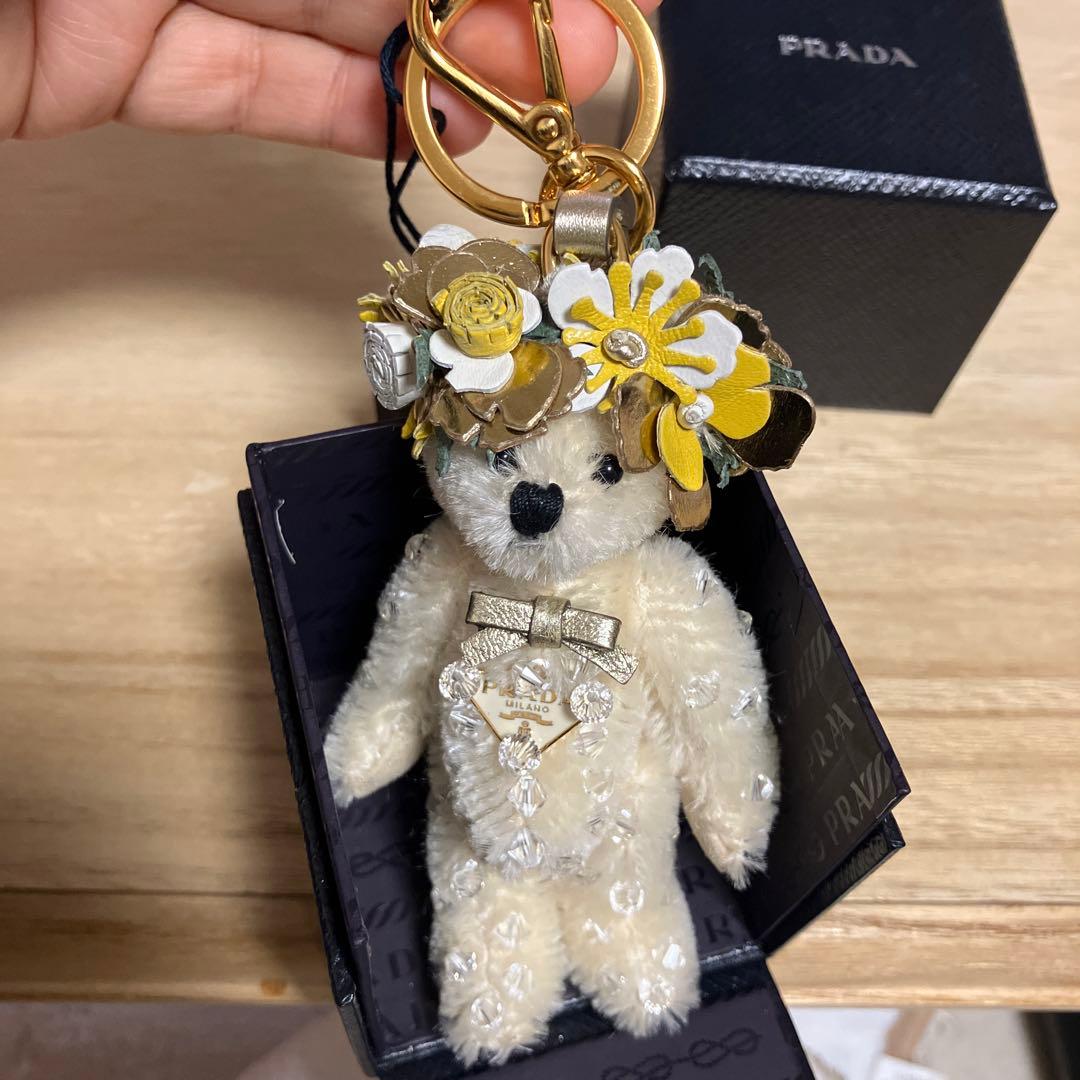 プラダ くま キーホルダー 未使用 キーホルダー - ブラウン FF ジャ プラダ くま キーホルダー 未使用 キーホルダー - ブラウン FF ジャ