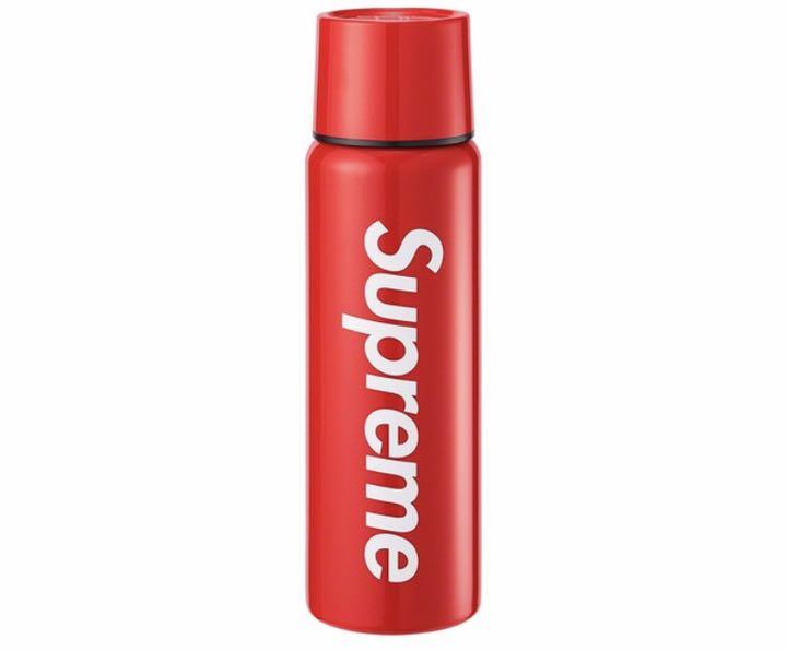 supreme Vacuum Insulated 0.75L Bottle