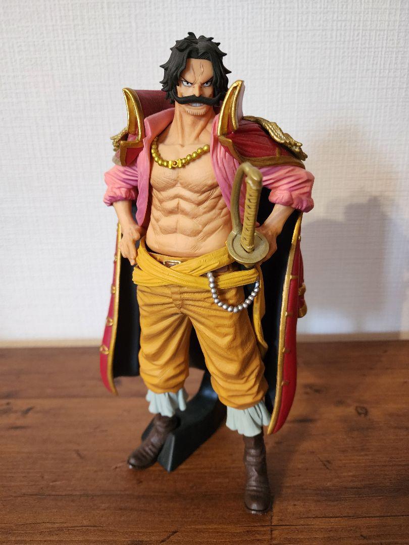 ワンピース　フィギュア　まとめ売り　25体 ワンピース フィギュア まとめ売り 25体 - メルカリ