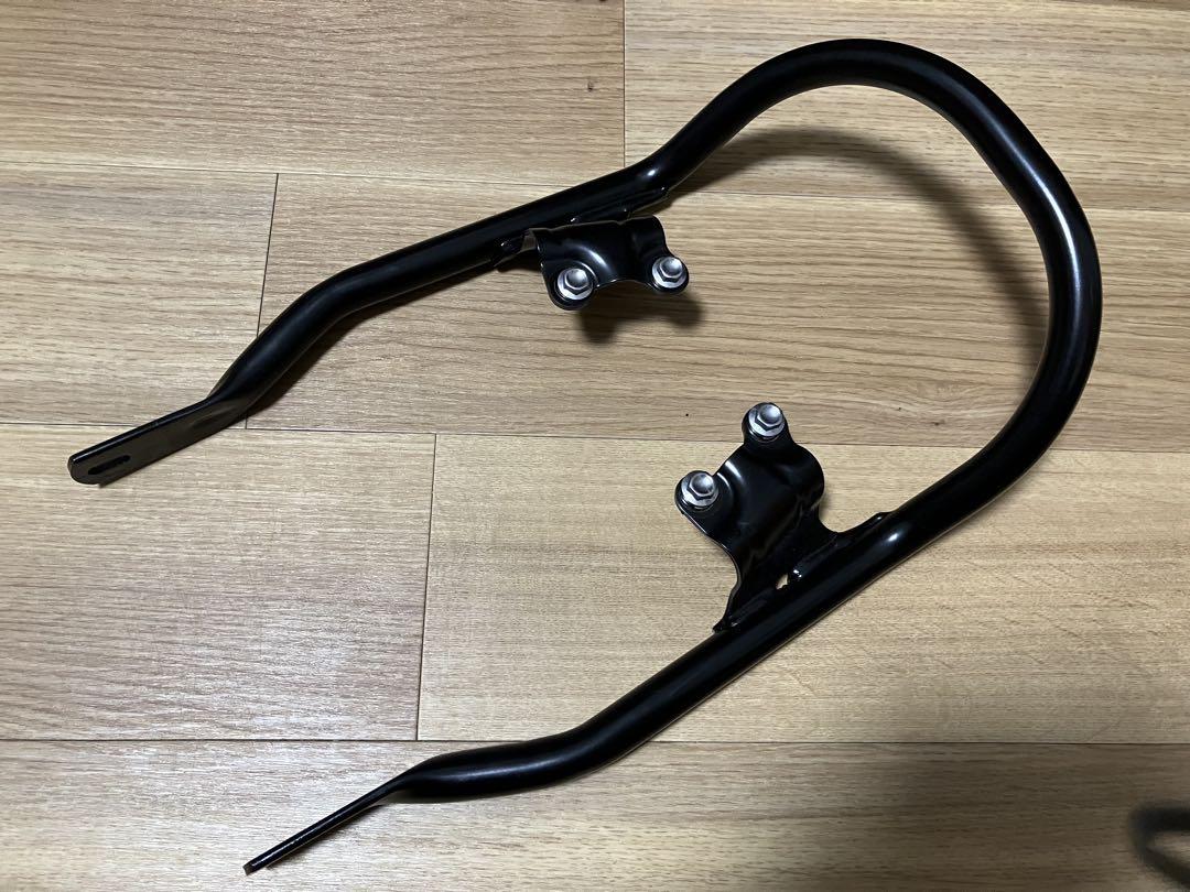 トライアンフ純正グラブレール
