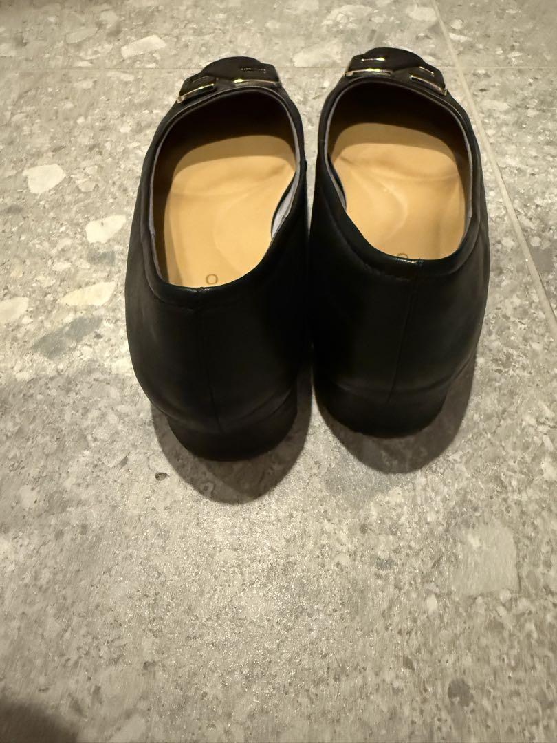 ぽん　HIMIKO オリジナルバックルローヒールパンプス