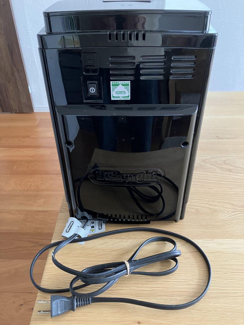 DeLonghi Magnifica S エスプレッソマシン