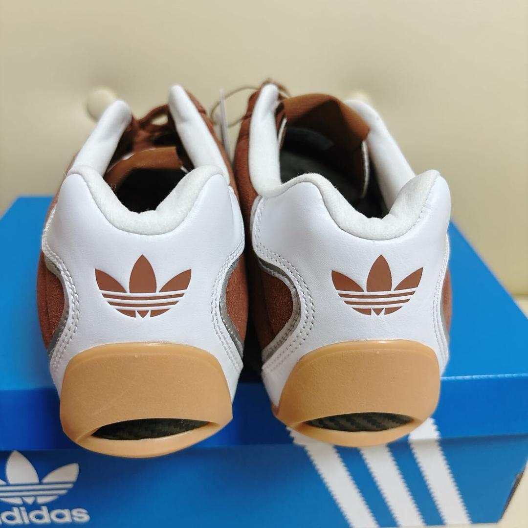 【日本未入荷】★adidas ADIRACER LOW ★ 正規ソックス付き 日本未入荷✨adidas☆Adiracer アディレーサー ブラウン 23cm