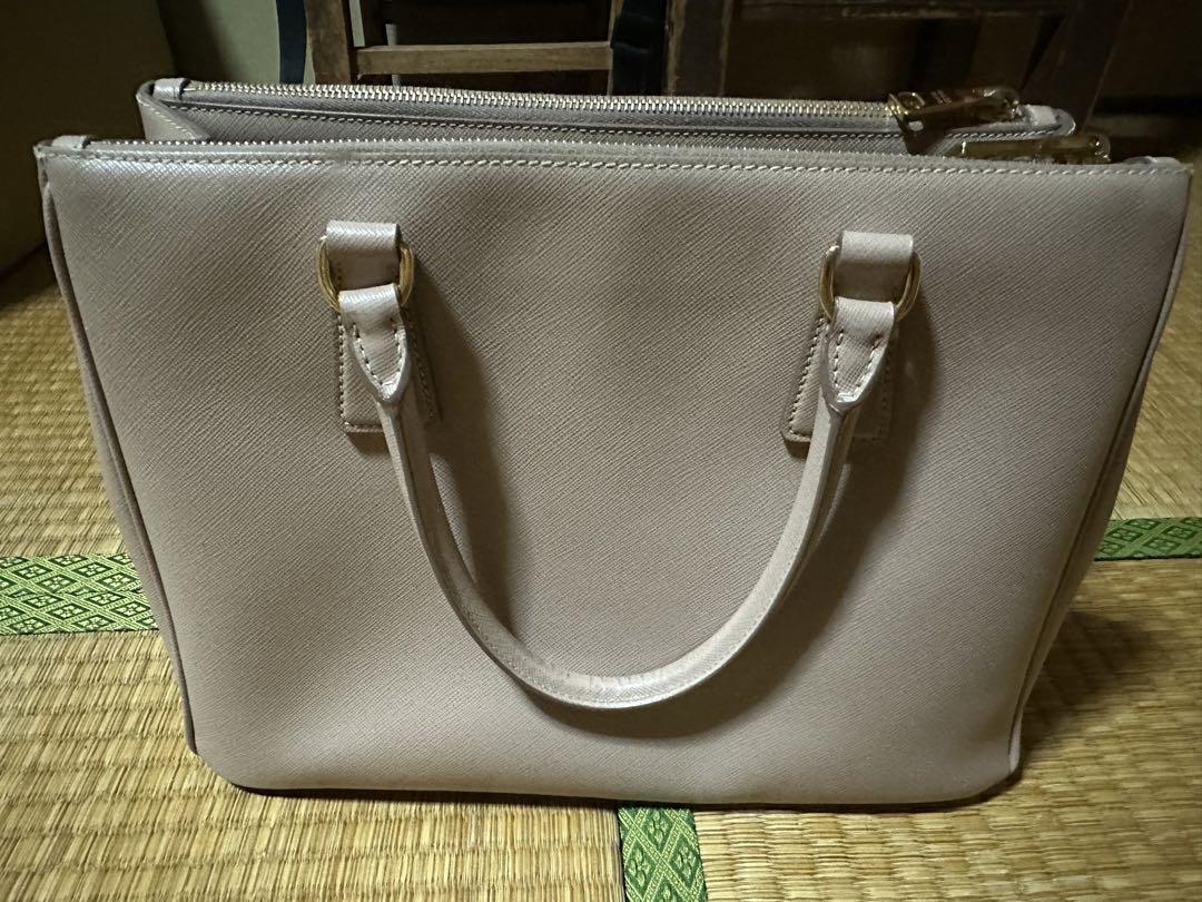 PRADA サフィアーノレザー ハンドバッグ ベージュ