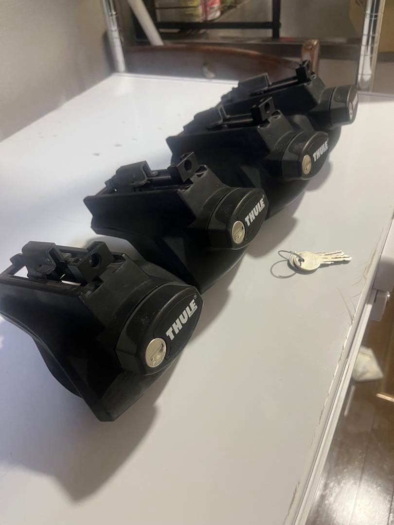 THULE キャリアベース 鍵2本付き Rapid System 757