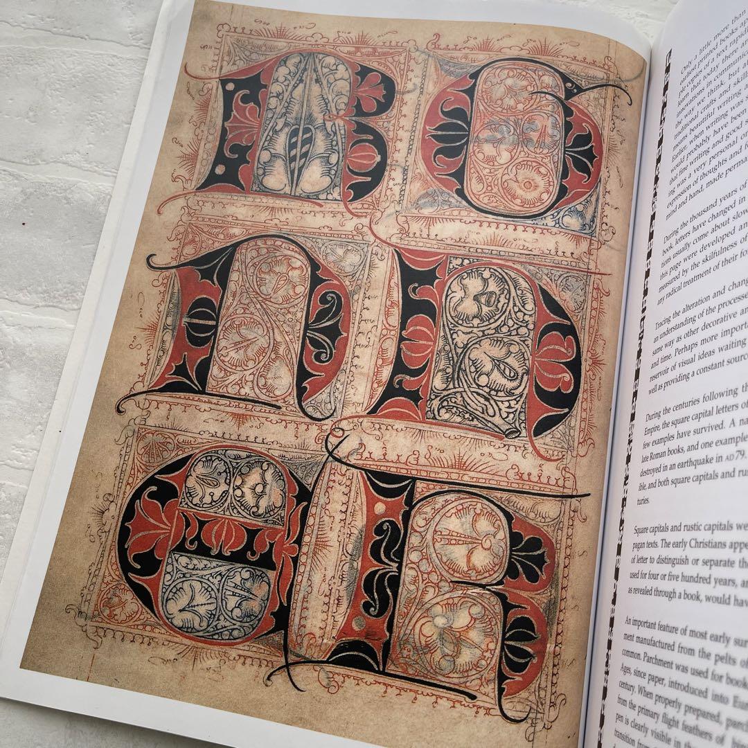 カリグラフィーꕤCalligraphyꕤ古代から現代の書体ꕤカラー図版